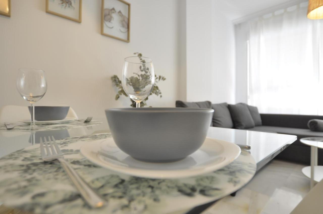 Luminoso Y Coqueto Apartamento Con Jardin Μάλαγα Εξωτερικό φωτογραφία